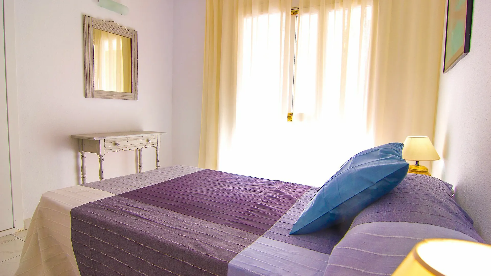 Oleholidays Apartamento Capri Marbella Spain